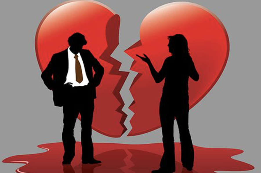 深圳婚姻调查公司：分手后给对方家人看聊天记录犯法吗